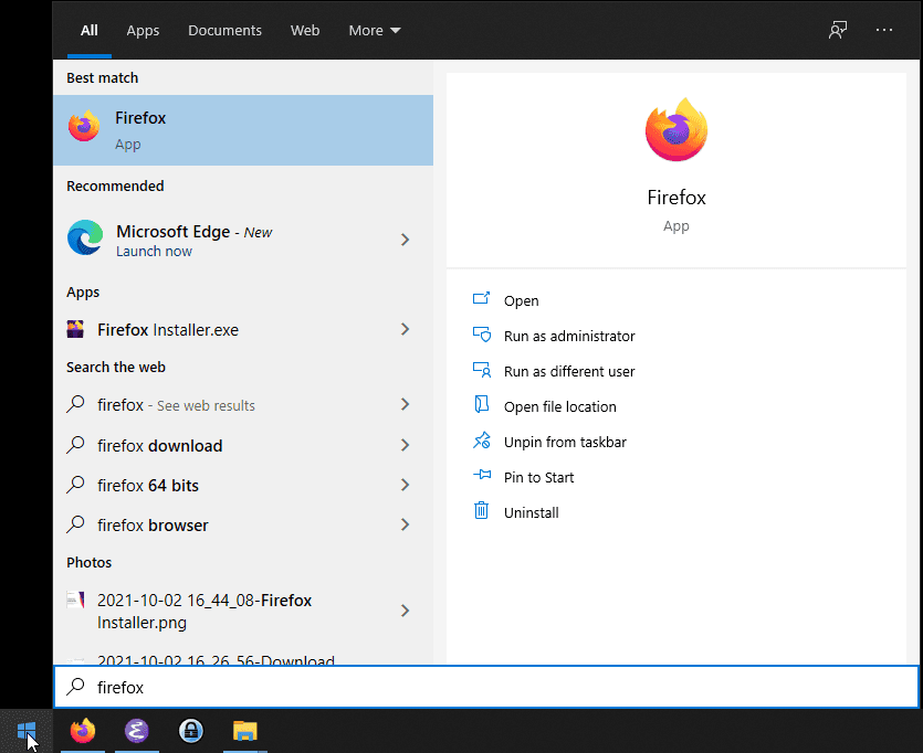 Resultados da busca feita no menu Iniciar pela palavra `firefox`. O primeiro resultado é o programa recém instalado. Opções de uso incluem `Open` (abrir), `Run as administrator` (executar como administrador) e `Open file location` (abrir local do arquivo).