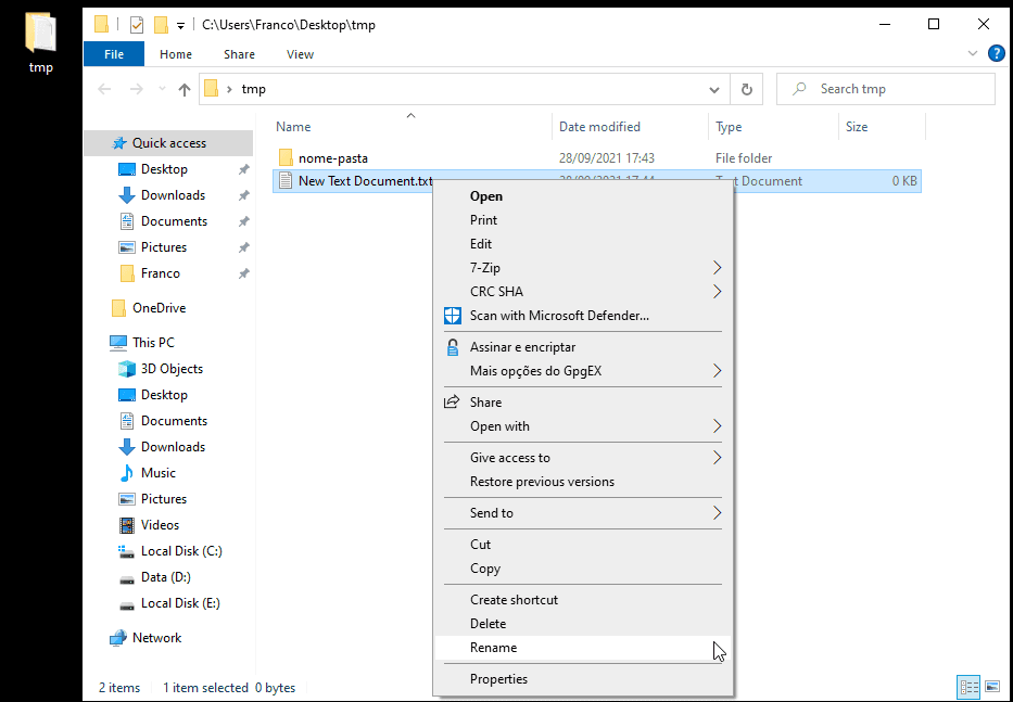 O menu de contexto exibido pelo File Explorer para arquivos de texto. A opção de abrir em janela lugar a abrir o arquivo usando um editor de texto chamado Bloco de Notas. A opção que será selecionada é de renomear arquivo.